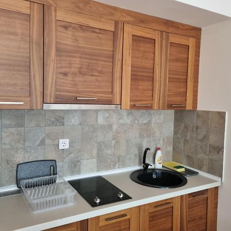 יהורינה Apartman S-Lux Privatni App Vuckoo מראה חיצוני תמונה
