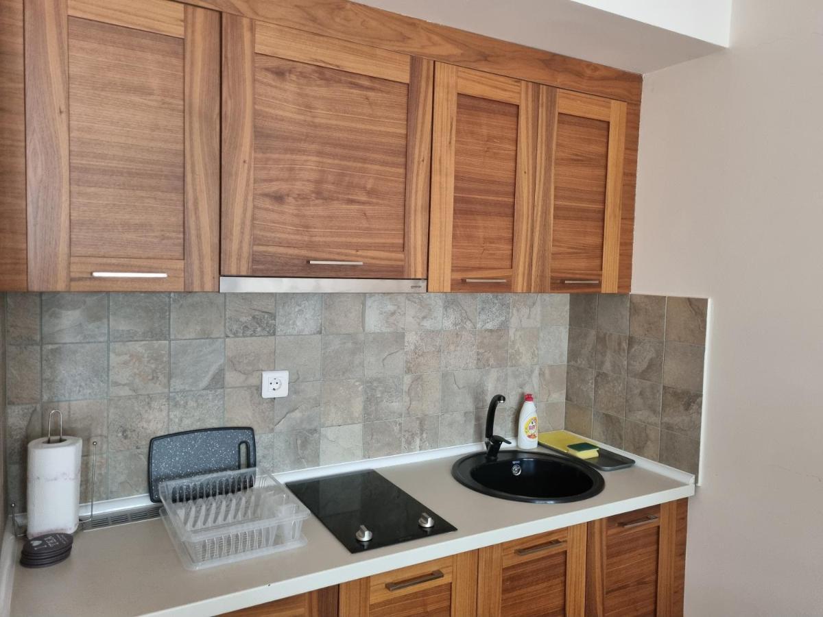 יהורינה Apartman S-Lux Privatni App Vuckoo מראה חיצוני תמונה