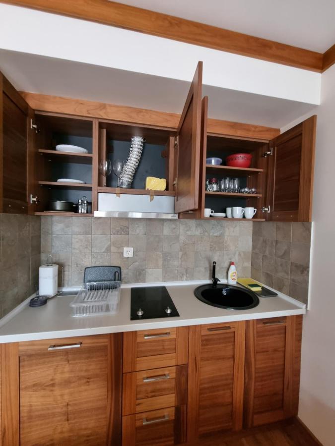 יהורינה Apartman S-Lux Privatni App Vuckoo מראה חיצוני תמונה